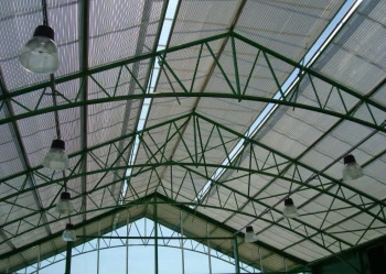 System stinovo-izolacnich clon